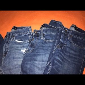 Hollister men jeans selling all 3 for 50$